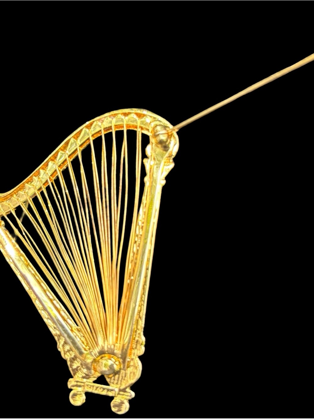 Vintage 80’s Monet Gold Tone Harp Brooch Rhinestone Musical Instrument Pin 2" - Picture 3 of 6